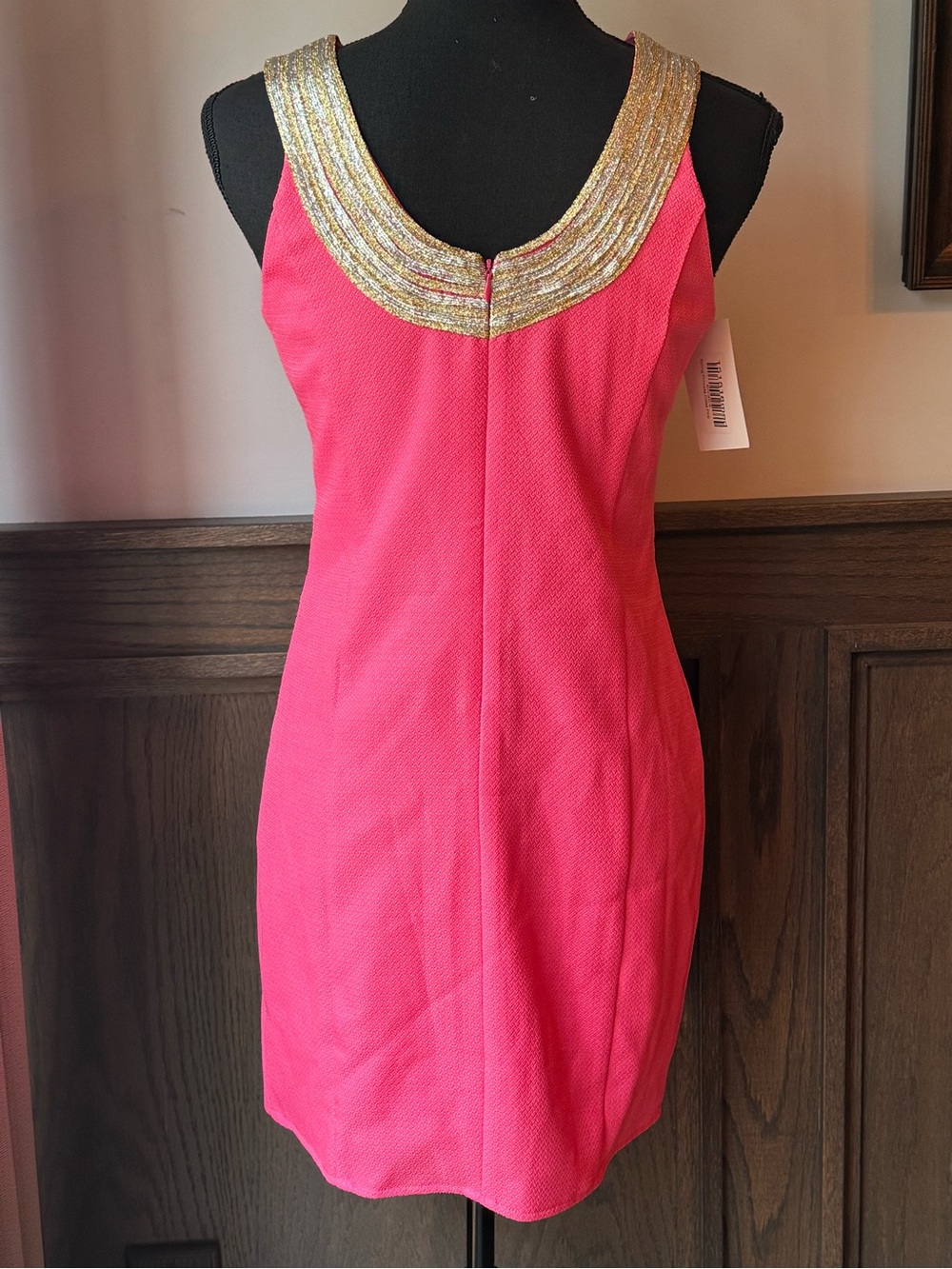 Pink Lily Hot Pink Mini Dress with Gold Beaded V-Neck medium NWT - Picture 4 of 9